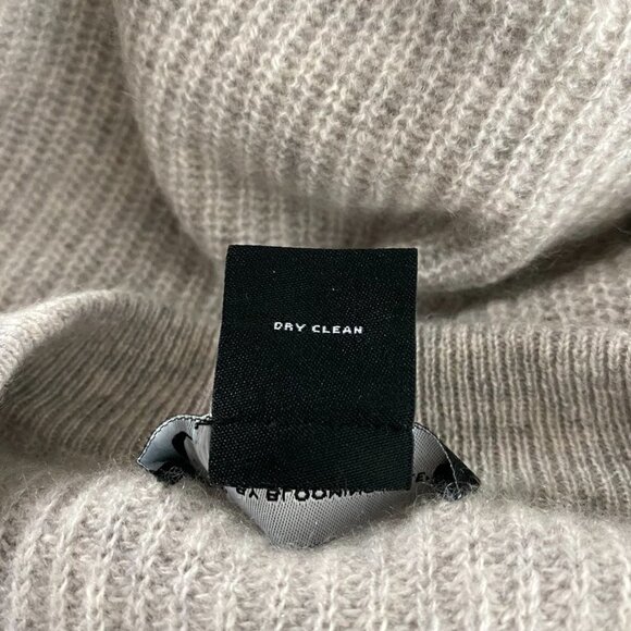 C By Bloomingdale's‎ Sweater Women's XS 2 Ply Cashmere Ribbed Gray FS-1022 - Picture 9 of 9